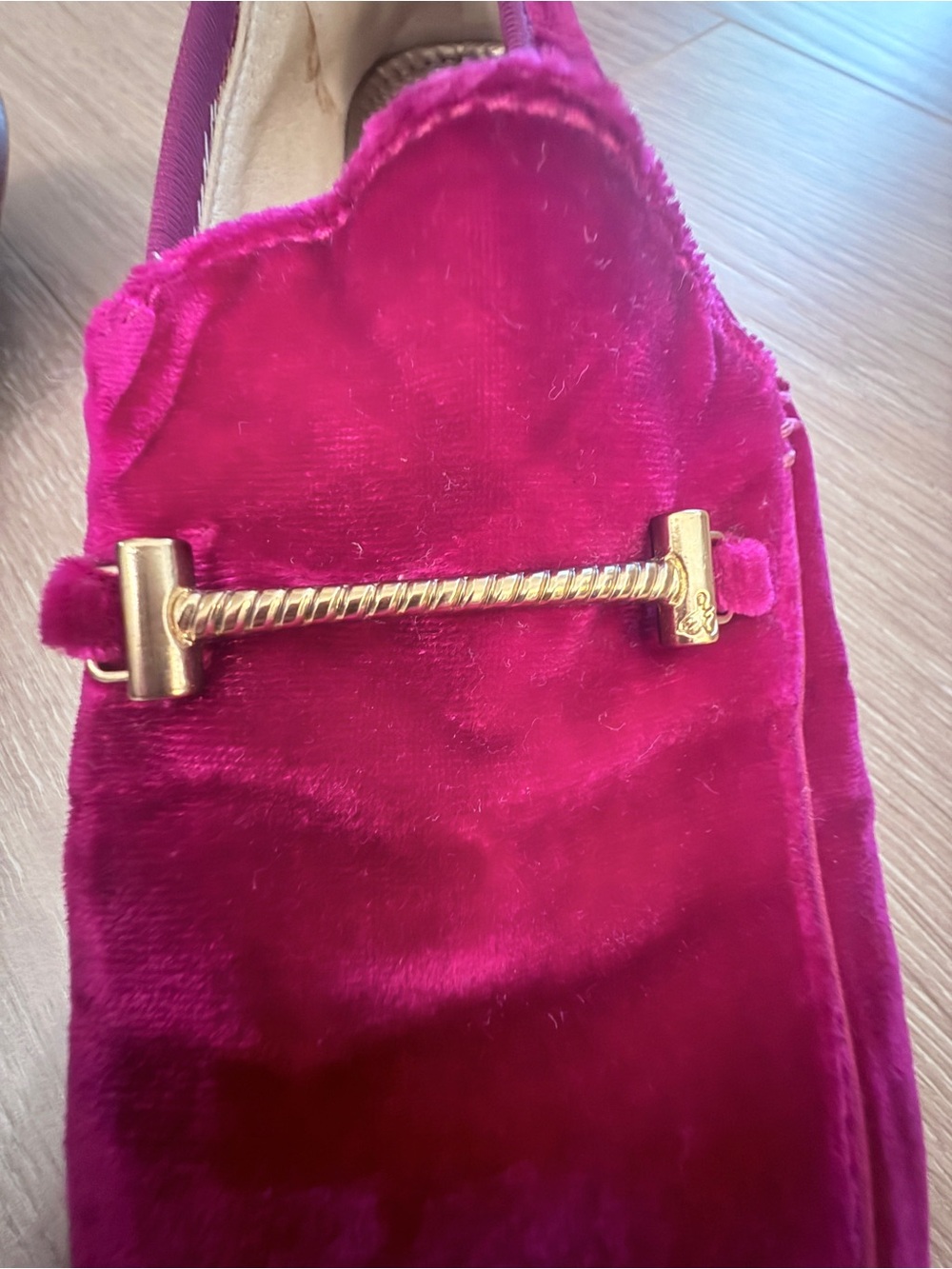 Sam Edelman woMen's Velvet Loafers in Magenta with Gold Bit - Picture 4 of 4